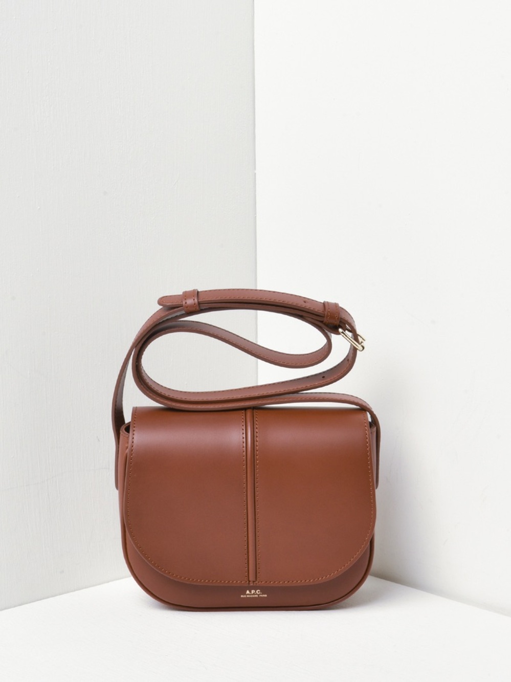 A.P.C. Sac Betty Crossbody in Noisette NWOT